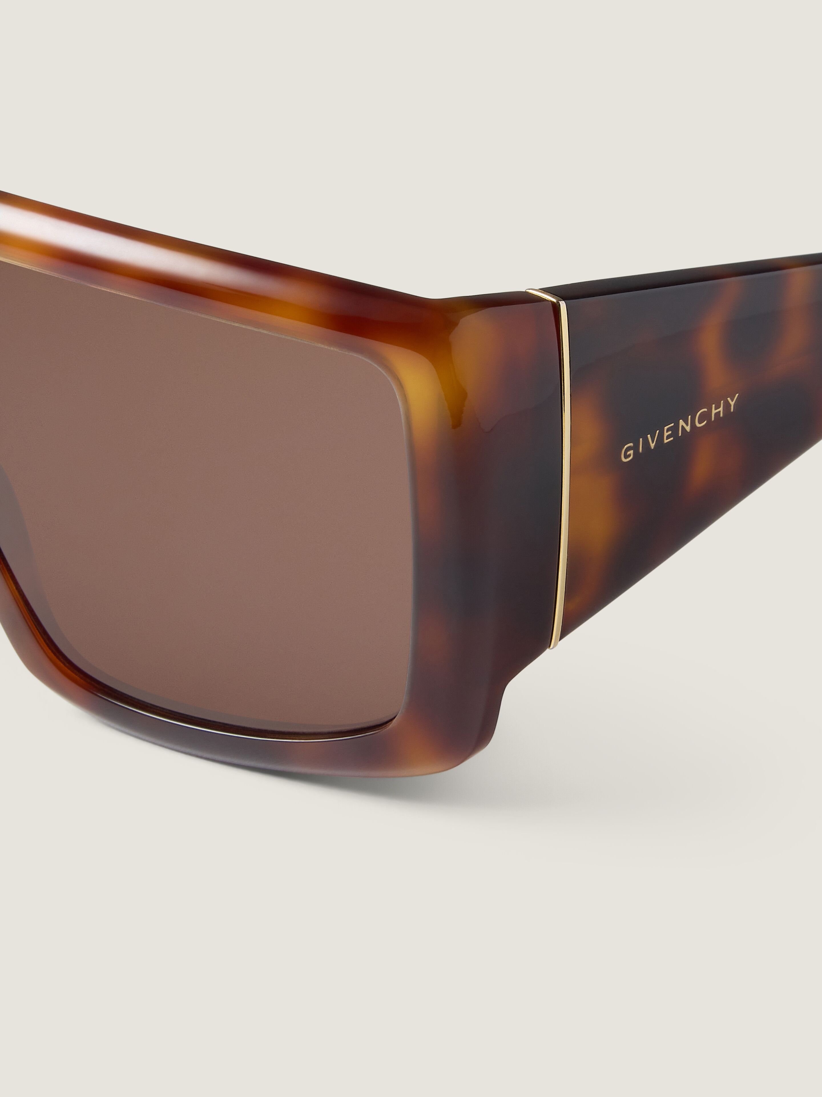 Square sunglasses in acetate